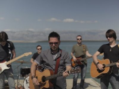 Buđenje snimili spot za hit pjesmu 'Ispod tvog kaputa'