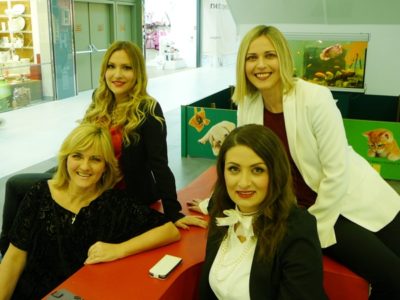 Ladies snimile spot za Božićnu uspavanku