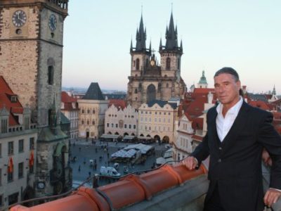 Goran Karan rasprodanim koncertom osvojio Prag