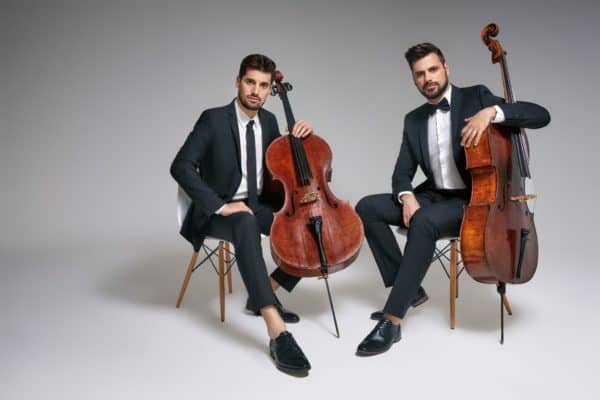 2CELLOS