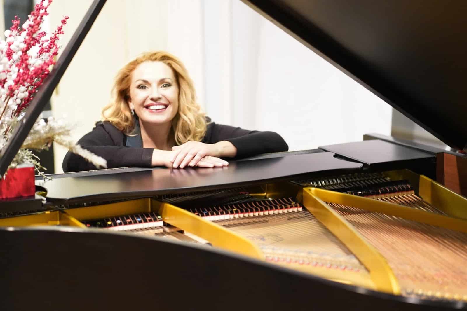 NINA FERIĆ, jedina skladateljica iz Hrvatske koja je sinoć osvojila čak dvije srebrne medalje na Global Music Awards za ovu godinu